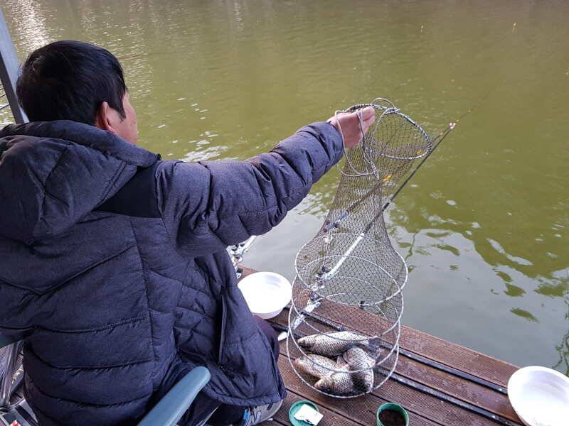 아산 산들낚시터의 3월29일에 올리는 모습입니다 (유료터정보 - 유료터점주조황)
