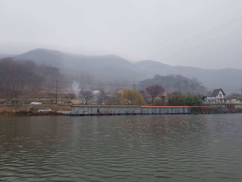 산들낚시터의 11월 27일에 올리는 산들 모습입니다 (유료터정보 - 유료터점주조황)
