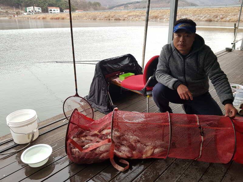 산들낚시터의 대박과쪽박을 오려드립니다 (유료터정보 - 유료터점주조황)