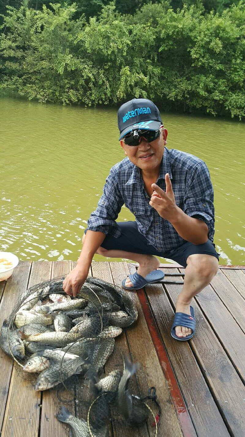 아산 산들낚시터의 9월8일에 올리는 금요일 모습입니다 (유료터정보 - 유료터점주조황)