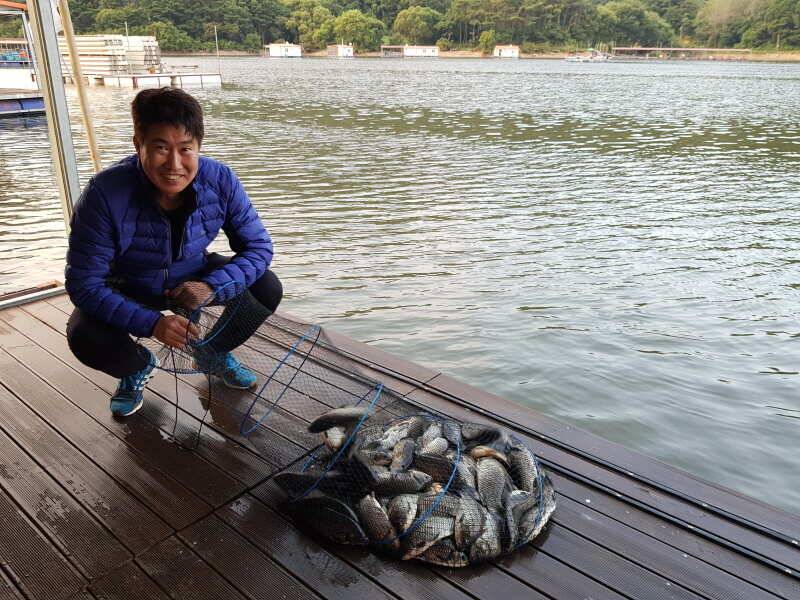 아산 산들낚시터의 8월26일에 올리는 주말 모습입니다 (유료터정보 - 유료터점주조황)