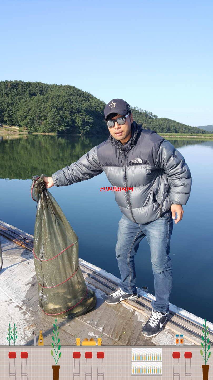 신원낚시터9월셋쨋주 4짜 조황소식과 토종붕어 방류동영상 (유료터정보 - 유료터점주조황)