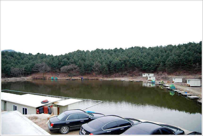 회암 민물새우가 이뻐 보이는 까닭은 (유료터정보 - 유료터점주조황)