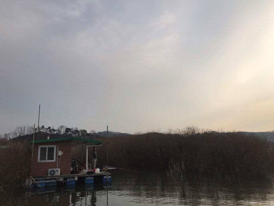 고삼지 양촌좌대 상류권 4짜붕어 난리났습니다 (유료터정보 - 유료터점주조황)