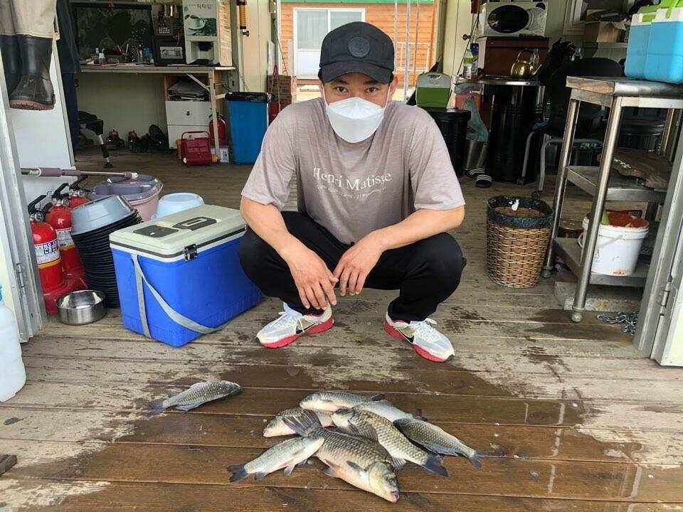 고삼지 덩어리 마리수 조황입니다 (유료터정보 - 유료터점주조황)