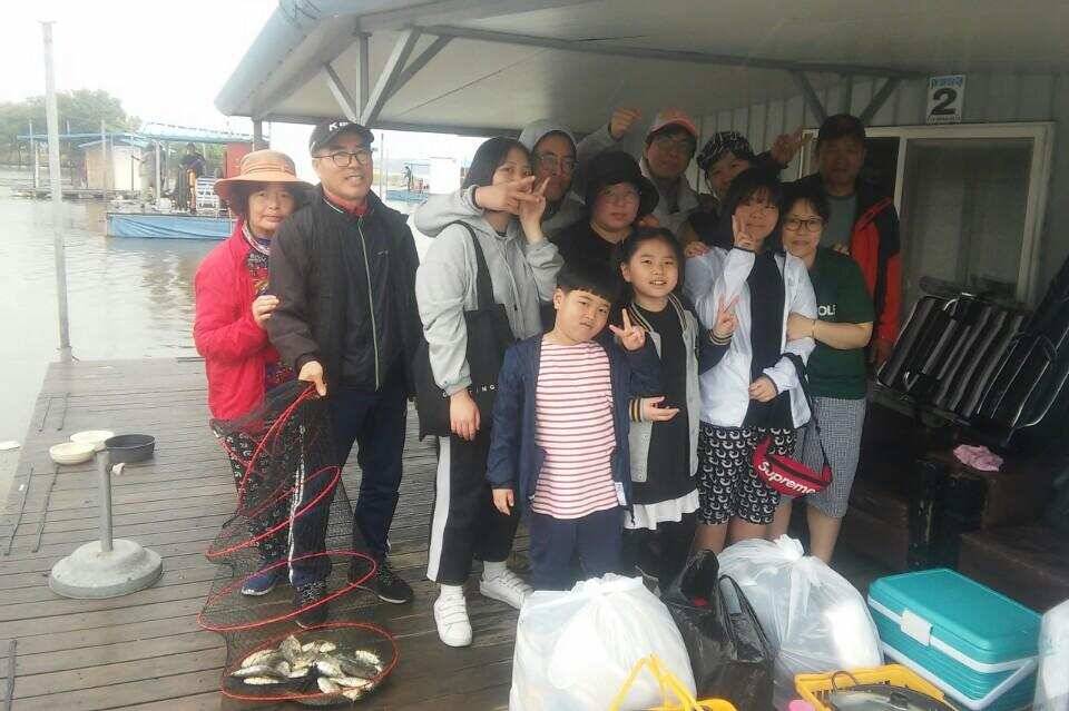 예당저수지 대양좌대 2019년 05월 1819일 금일조황 (유료터정보 - 유료터점주조황)