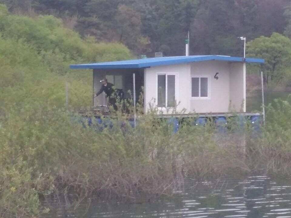 송전지서울좌대 2차산란중 (유료터정보 - 유료터점주조황)