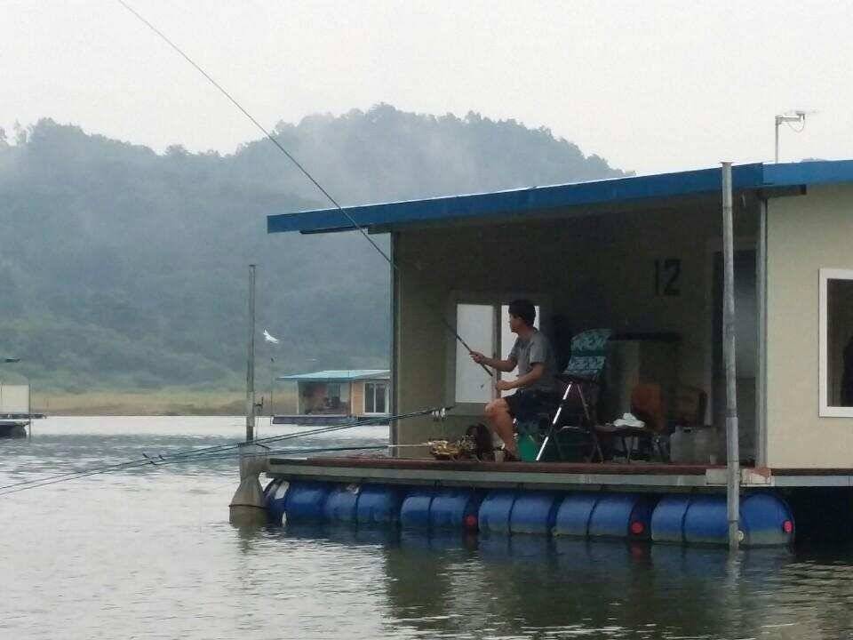 송전지서울좌대8월27일조황 (유료터정보 - 유료터점주조황)