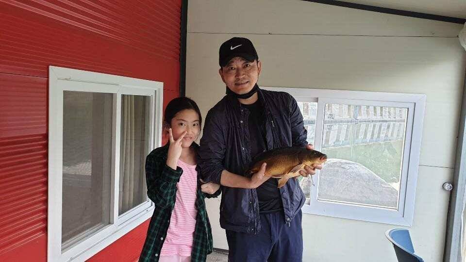 양평낚시터 수곡낚시터 주중조황이 꾸준히 좋네요 오늘도 방류 완료했습니다 (유료터정보 - 유료터점주조황)
