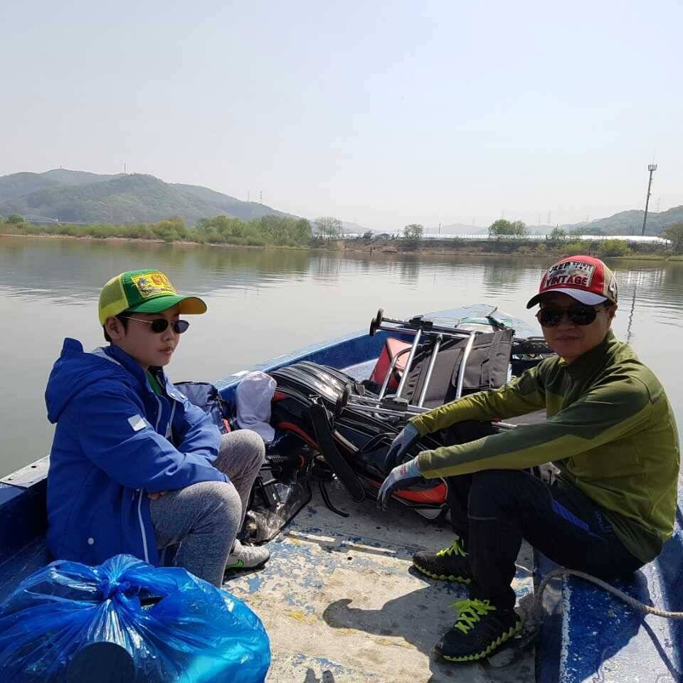 아침부터 계측자 찾는 조사님 (유료터정보 - 유료터점주조황)
