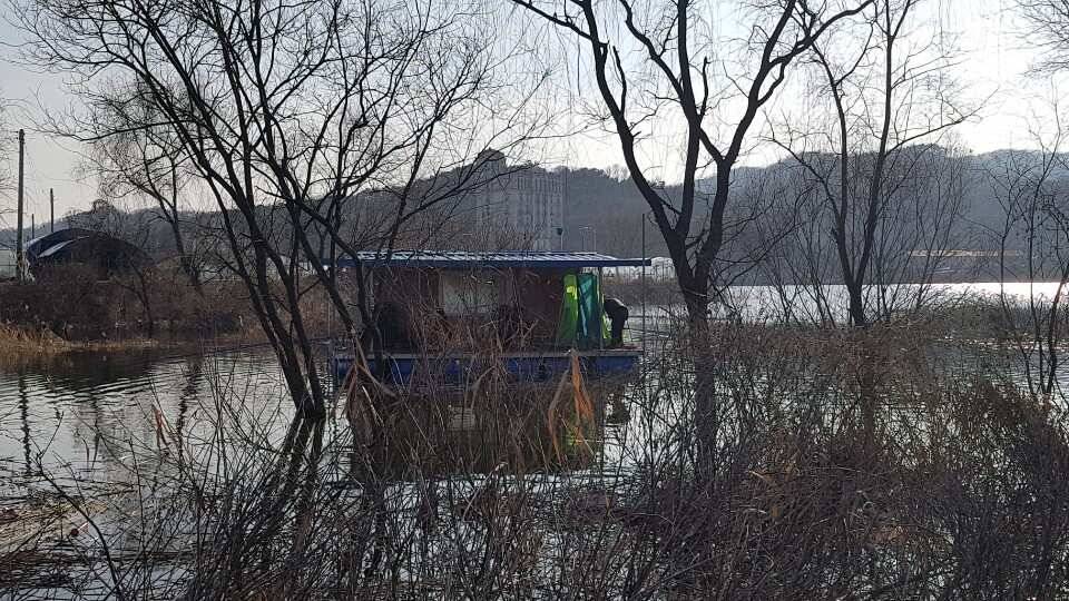 2019년도 송전지 오산좌대 물 낚시 시작 합니다 (유료터정보 - 유료터점주조황)