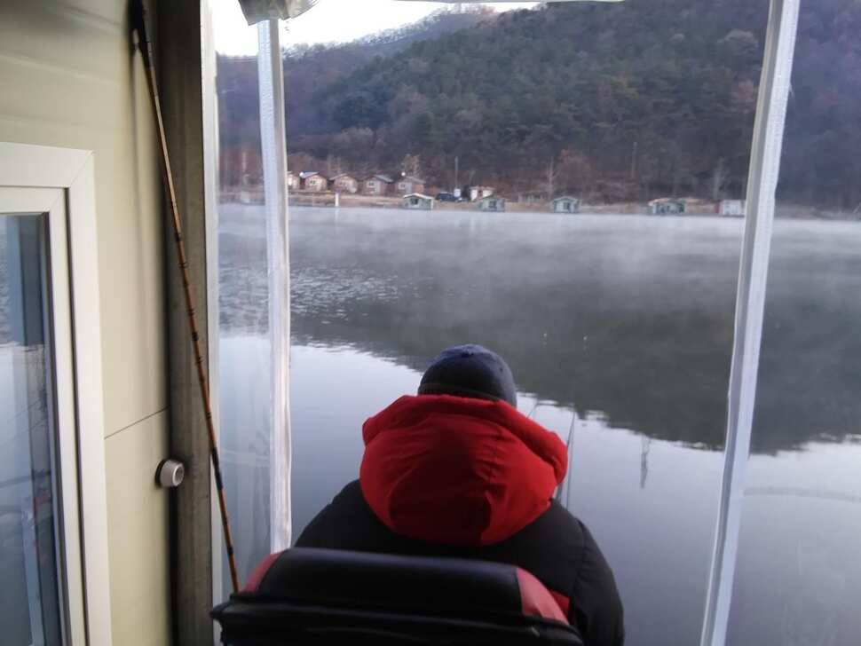 수곡낚시터 주중에 붕어조황이 다시 회복되네요 오늘 붕어 방류 완료했습니다 (유료터정보 - 유료터점주조황)