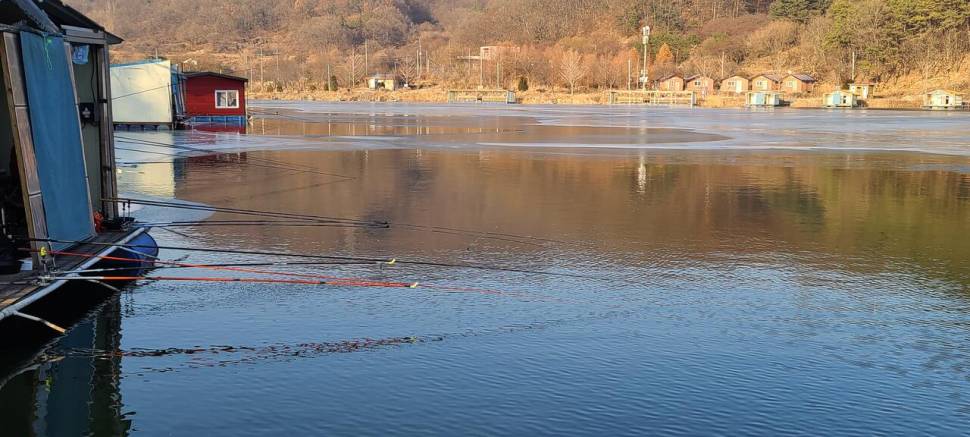 힐링 겨울붕어낚시 수곡낚시터 셋째주 조황 붕어 방류 안내 (유료터정보 - 유료터점주조황)