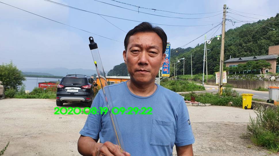 신원낚시터 8월27일 토종붕어 45짜리와 덩어리들 사진입니다 (유료터정보 - 유료터점주조황)