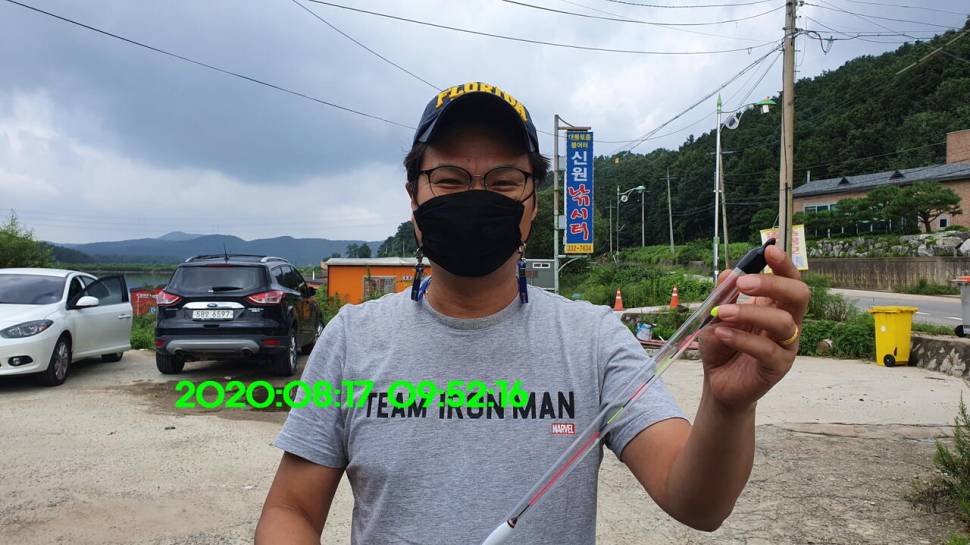신원낚시터 8월27일 토종붕어 45짜리와 덩어리들 사진입니다 (유료터정보 - 유료터점주조황)