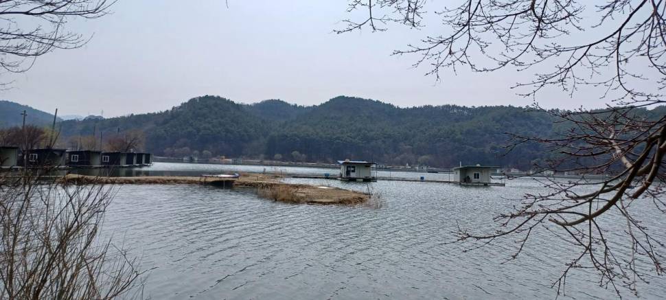 어우실지 비바람에도 월척12수 (유료터정보 - 유료터점주조황)