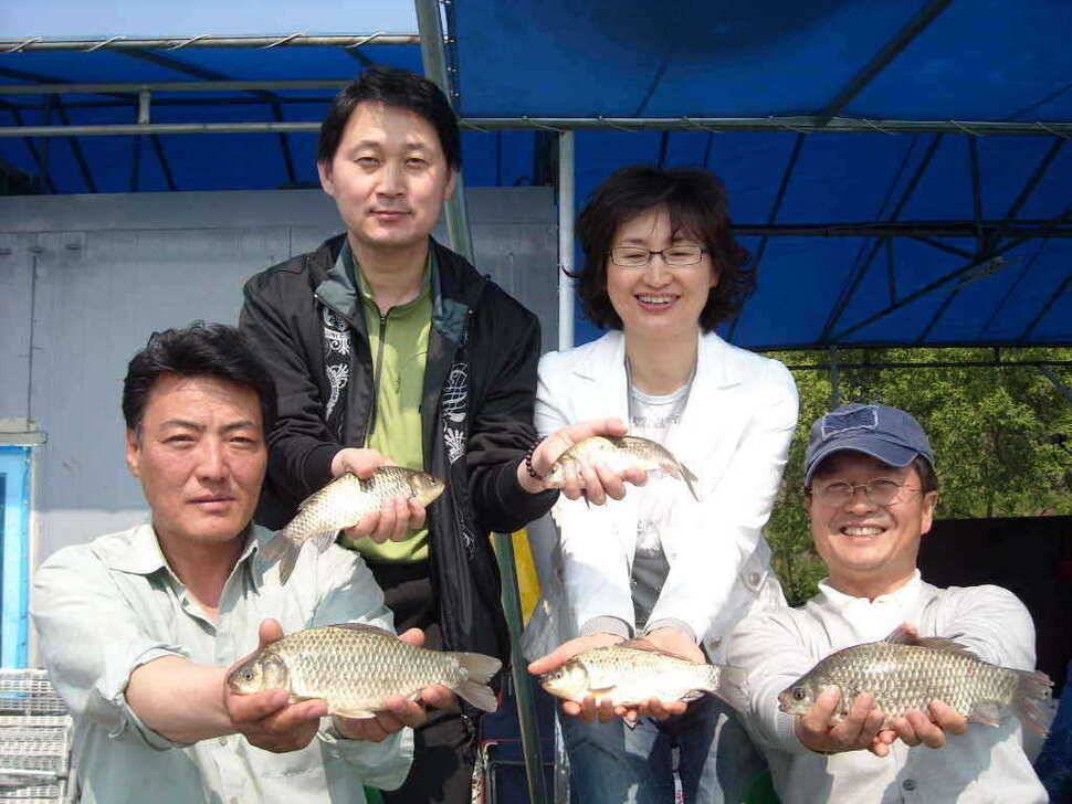 325cm 쌍둥이월척 두수와 마리수 (유료터정보 - 유료터점주조황)