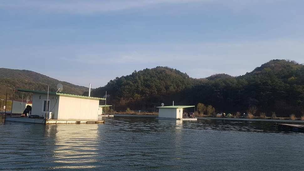 며칠째조황이 저조합니다 (유료터정보 - 유료터점주조황)
