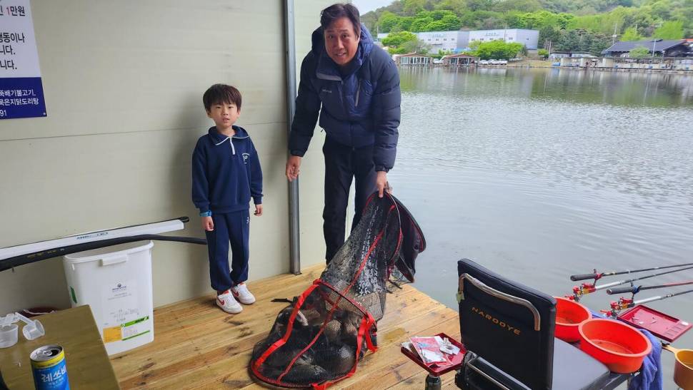 4 월 21일 안성 거청낚시터 조황 (유료터정보 - 유료터점주조황)