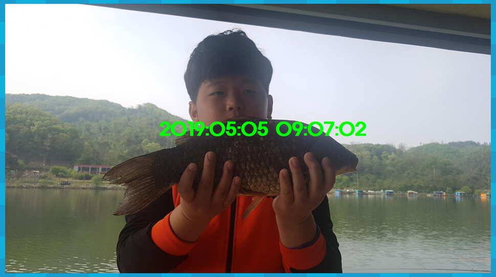 신원낚시터 토종대물 4짜가 풍년입니다풍년 (유료터정보 - 유료터점주조황)