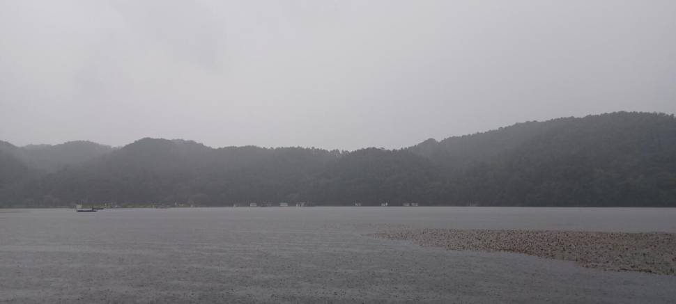 어우실지 선선하니 대물이 나오네요 땟깔이죽여요 (유료터정보 - 유료터점주조황)