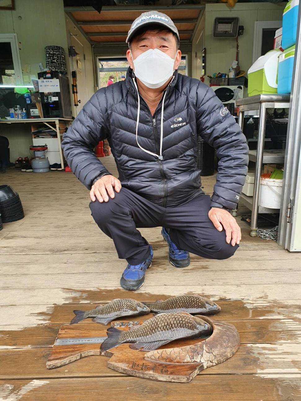 계속되는 사짜붕어 기록중 고삼지 상류권 포인트 (유료터정보 - 유료터점주조황)