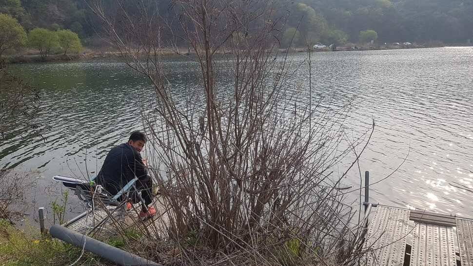 날씨가 풀리면서 4짜가 3수 월척이 20수 이상나오네요 (유료터정보 - 유료터점주조황)