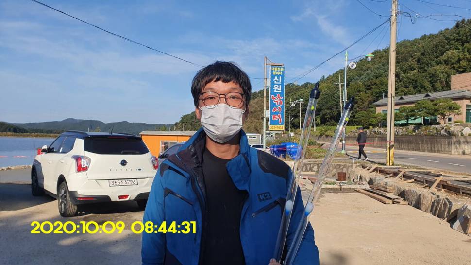 신원낚시터10월20일 토종붕어 4짜와 덩어리들 사진입니다 (유료터정보 - 유료터점주조황)