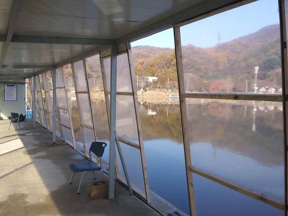 양평 수곡낚시터 자연산 4짜붕어 포함 대량 방류 및 노지 잔교 천막설치 완료하였습니다 (유료터정보 - 유료터점주조황)