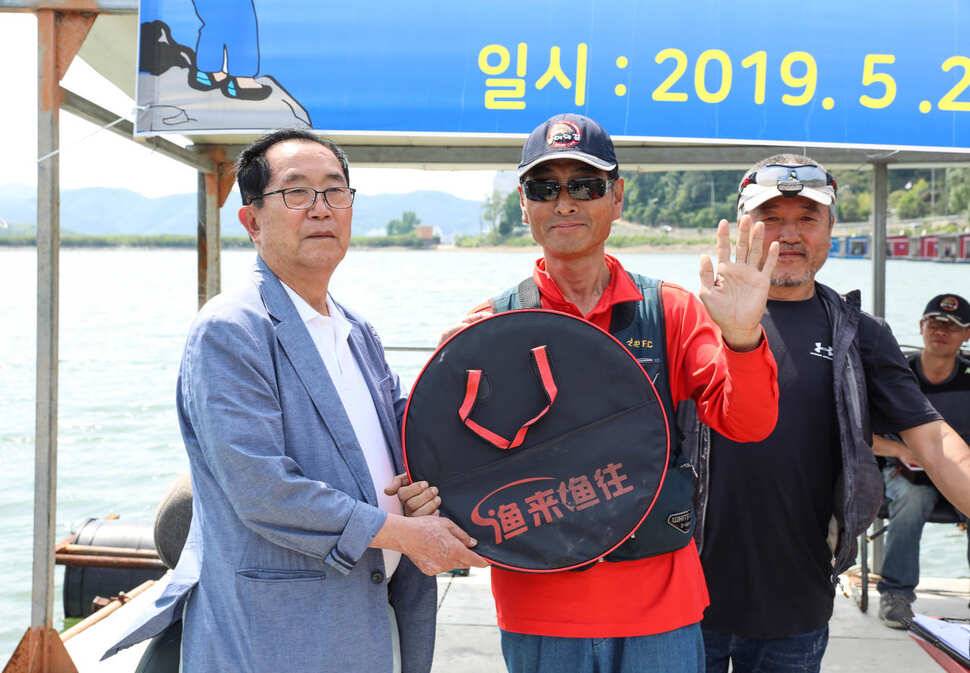 신원낚시터 제1회 밴드낚시대회 소식 입니다 (유료터정보 - 유료터점주조황)