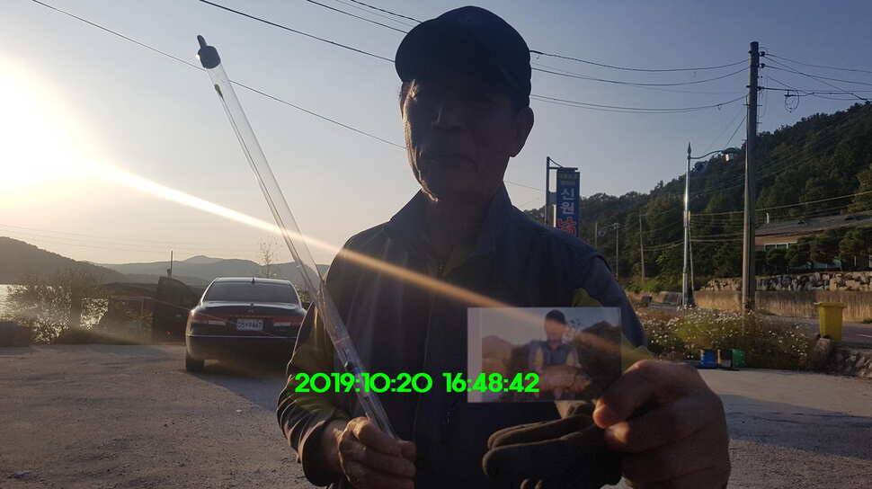 신원낚시터 10월21일 토종 49센티 붕어 구경하시고 가시겠습니다 (유료터정보 - 유료터점주조황)