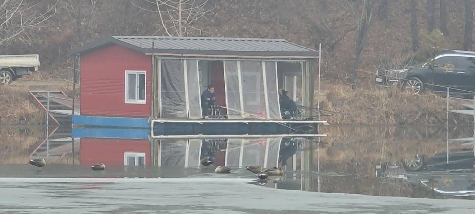 동절기 힐링붕어낚시 수곡낚시터 주후반주말 조황 붕어방류 (유료터정보 - 유료터점주조황)