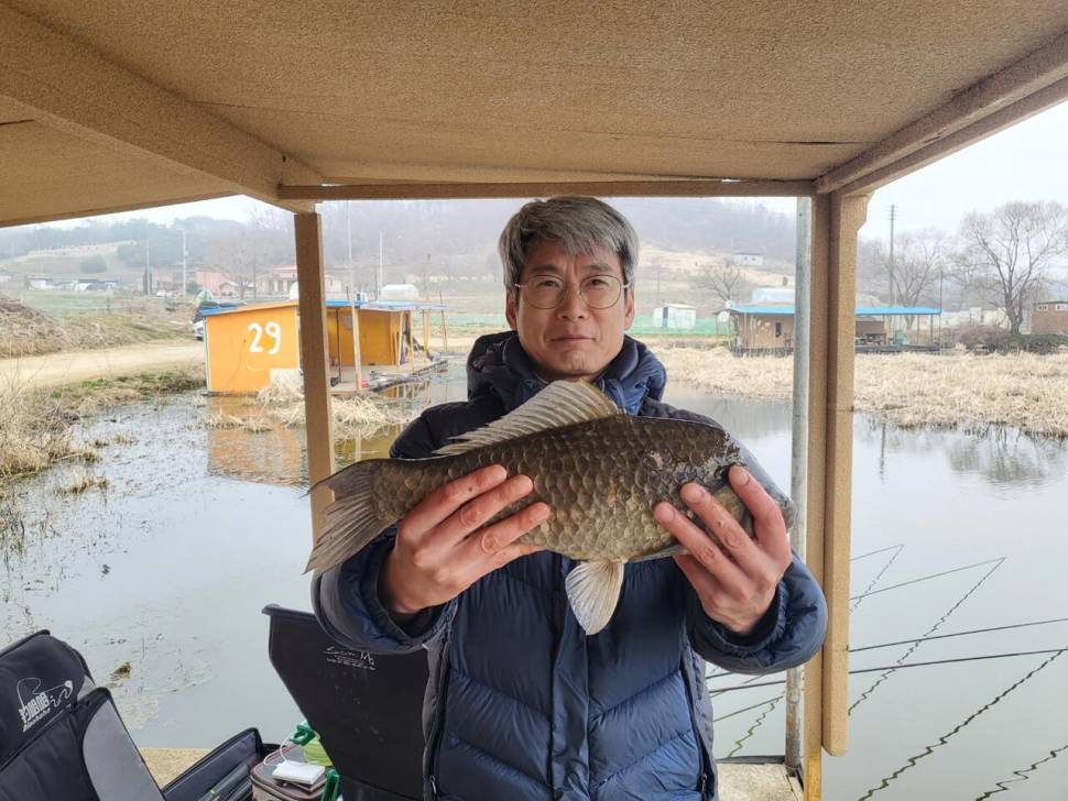 당진 가교리 낚시터 3월 25일 조황입니다 (유료터정보 - 유료터점주조황)