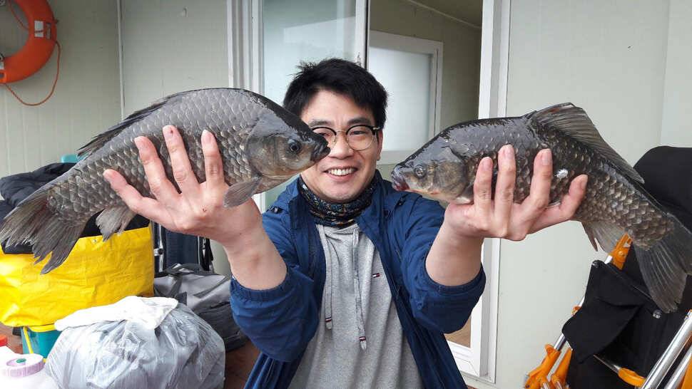 송전지 창신좌대 조황정보 (유료터정보 - 유료터점주조황)