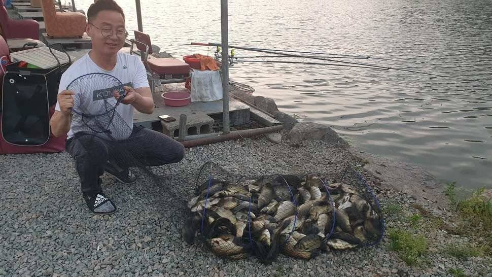 배수없는 거청낚시터 6월 4일 붕어조황 (유료터정보 - 유료터점주조황)