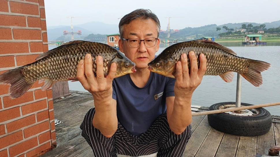 고삼지 상류권 물골포인트 사짜붕어행렬 (유료터정보 - 유료터점주조황)