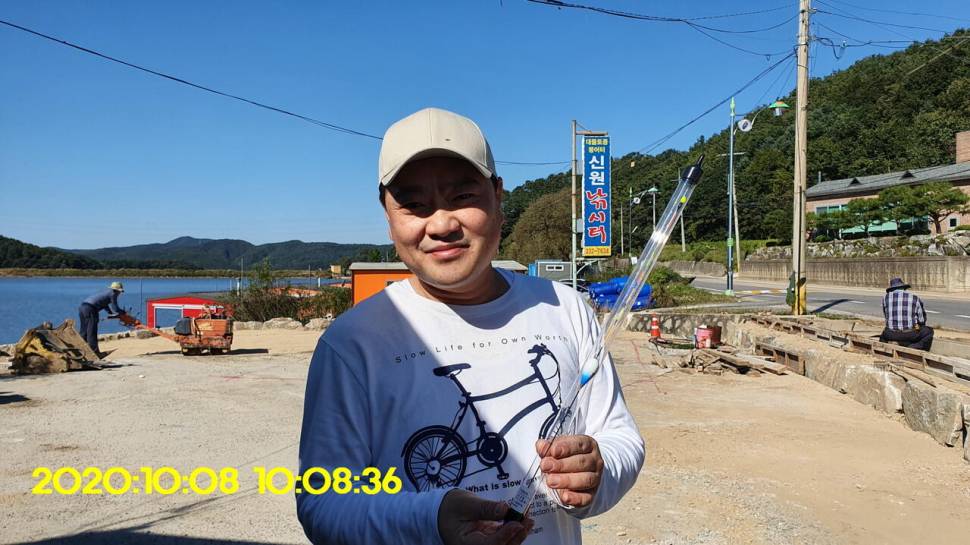 신원낚시터10월20일 토종붕어 4짜와 덩어리들 사진입니다 (유료터정보 - 유료터점주조황)