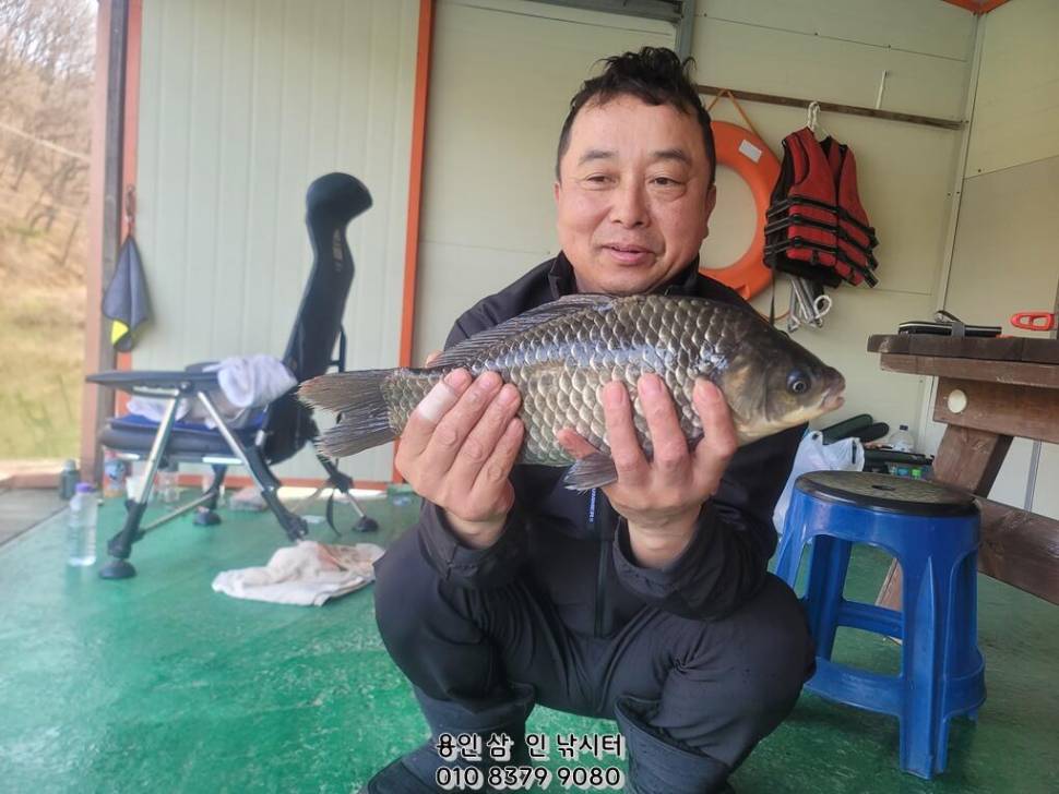 가깝고 물 좋고 경치 좋은 곳용인삼인낚시터 (유료터정보 - 유료터점주조황)