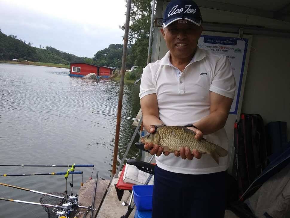 힐링 수곡낚시터 주말금요일 큰편차없이 고른 조황이 나옵니다 (유료터정보 - 유료터점주조황)