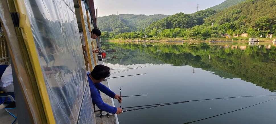 수곡낚시터 주초출발 조황 좋습니다 금일 방류합니다 (유료터정보 - 유료터점주조황)