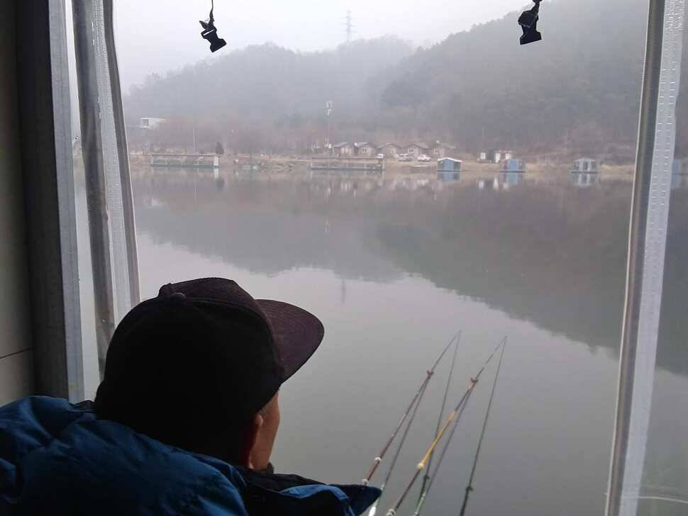 양평 수곡낚시터 2월 첫주말 조황안내및 붕어방류 (유료터정보 - 유료터점주조황)