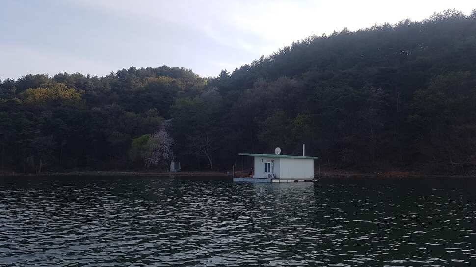 며칠째조황이 저조합니다 (유료터정보 - 유료터점주조황)