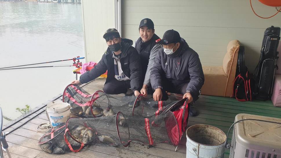 5 월 1 일 거청낚시터 붕어 조황 (유료터정보 - 유료터점주조황)
