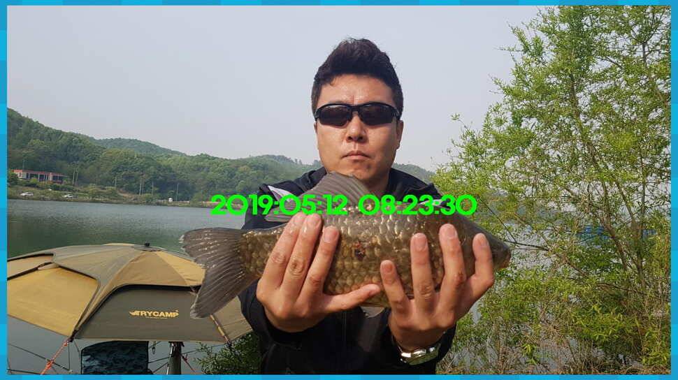 신원낚시터 토종대물 4짜 소식 식상허쥬 사진만 올립니다 (유료터정보 - 유료터점주조황)