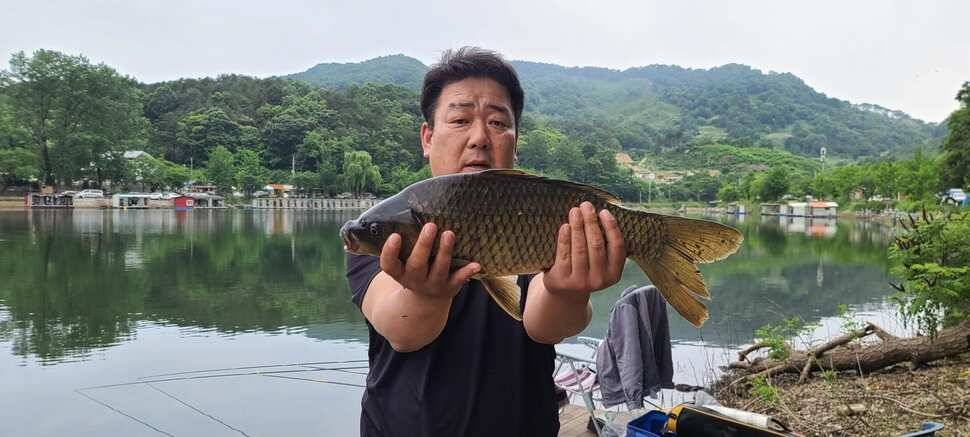 양평 지평 수곡낚시터 주말조황 5짜 붕어 포함 고르게 잘 나와주네요 (유료터정보 - 유료터점주조황)
