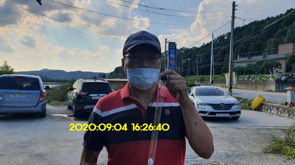 신원낚시터 9월16일 토종붕어 43짜리와 덩어리들 사진입니다 (유료터정보 - 유료터점주조황)