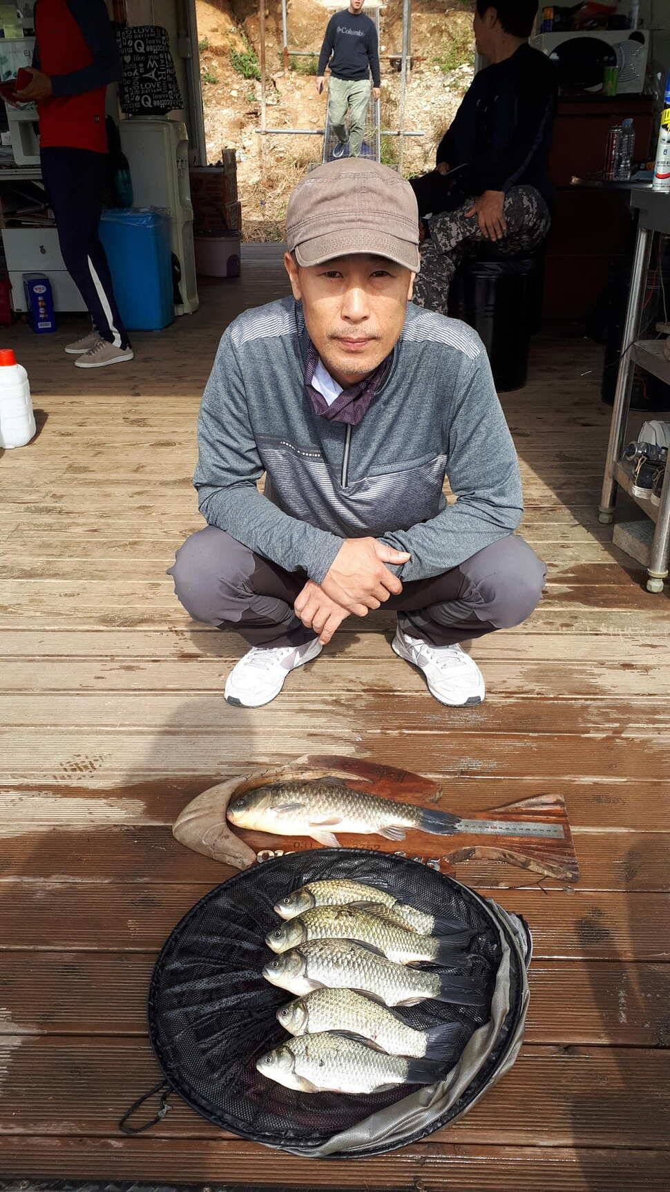 고삼지 최상류의 양촌좌대 (유료터정보 - 유료터점주조황)