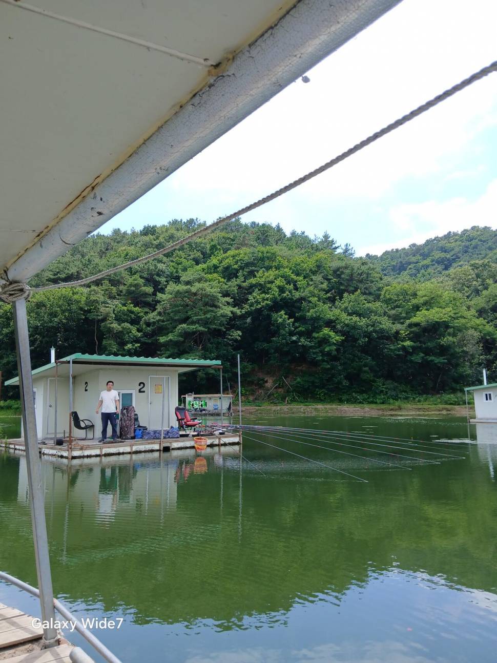 무더위가 심하네요 주말 전좌대 만석에 감사합니다 (유료터정보 - 유료터점주조황)