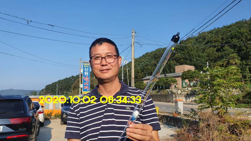 신원낚시터10월7일 연휴에도 토종4짜와 덩어리는 계속 나와 줍니다 (유료터정보 - 유료터점주조황)