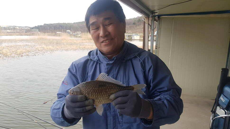 당진 가교리낚시터 4월 10일 토종붕어 조황 (유료터정보 - 유료터점주조황)